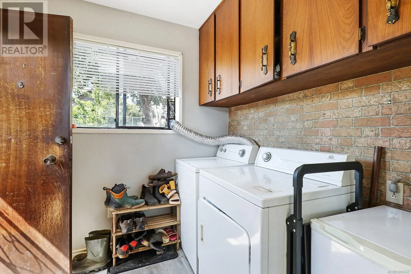 2780 Dunsmuir Ave
