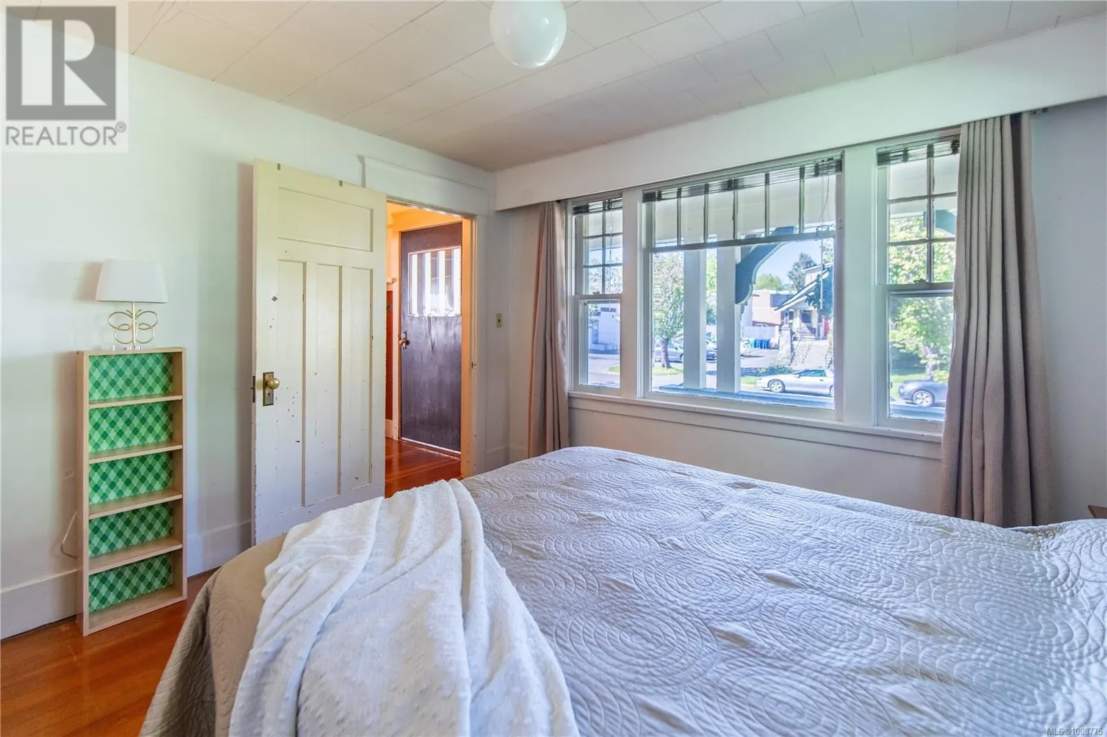 1111 Mckenzie St