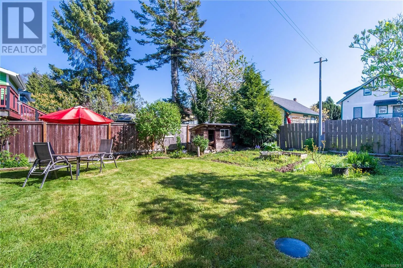 1111 Mckenzie St