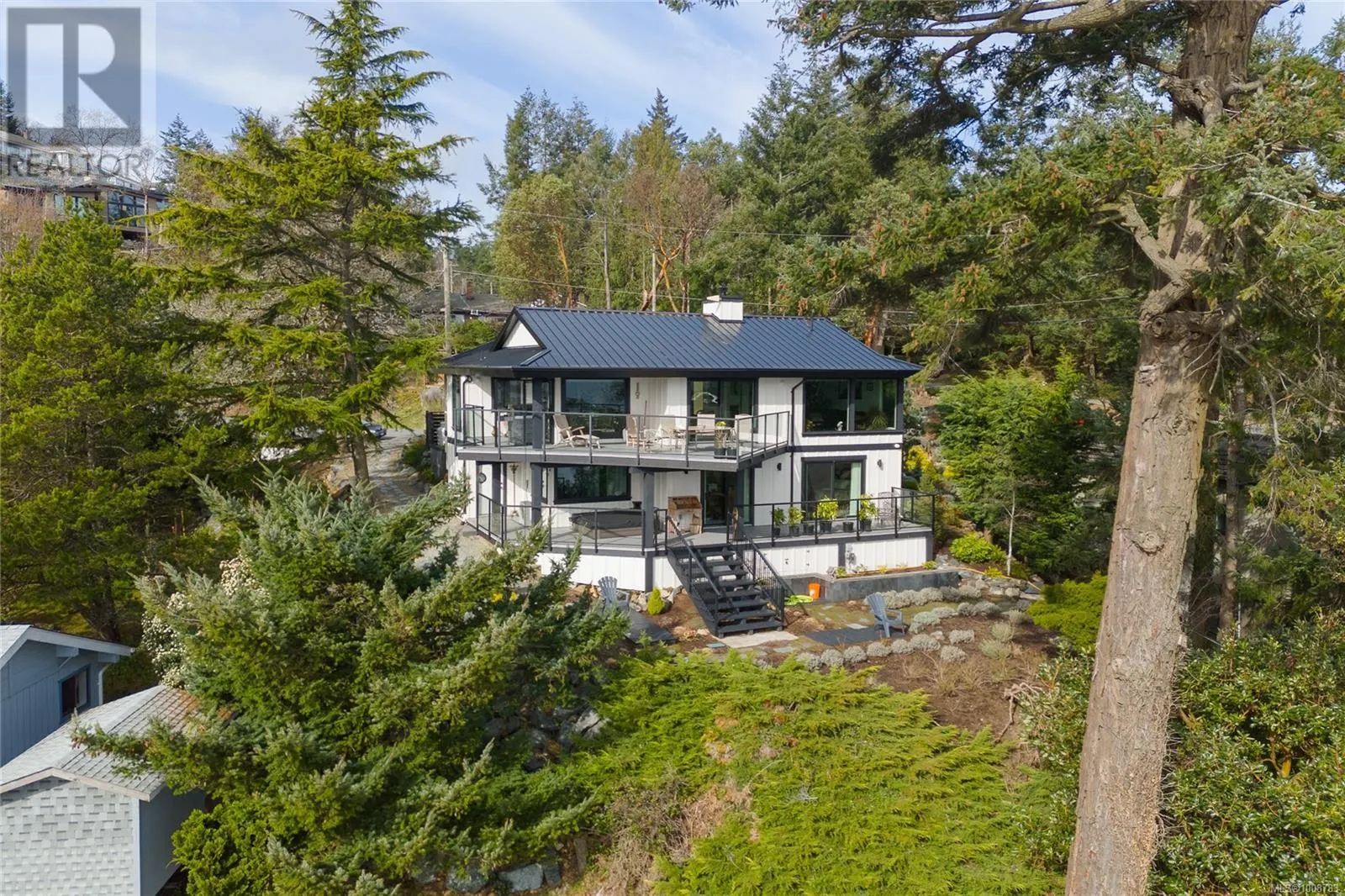 3483 Schooner Rd