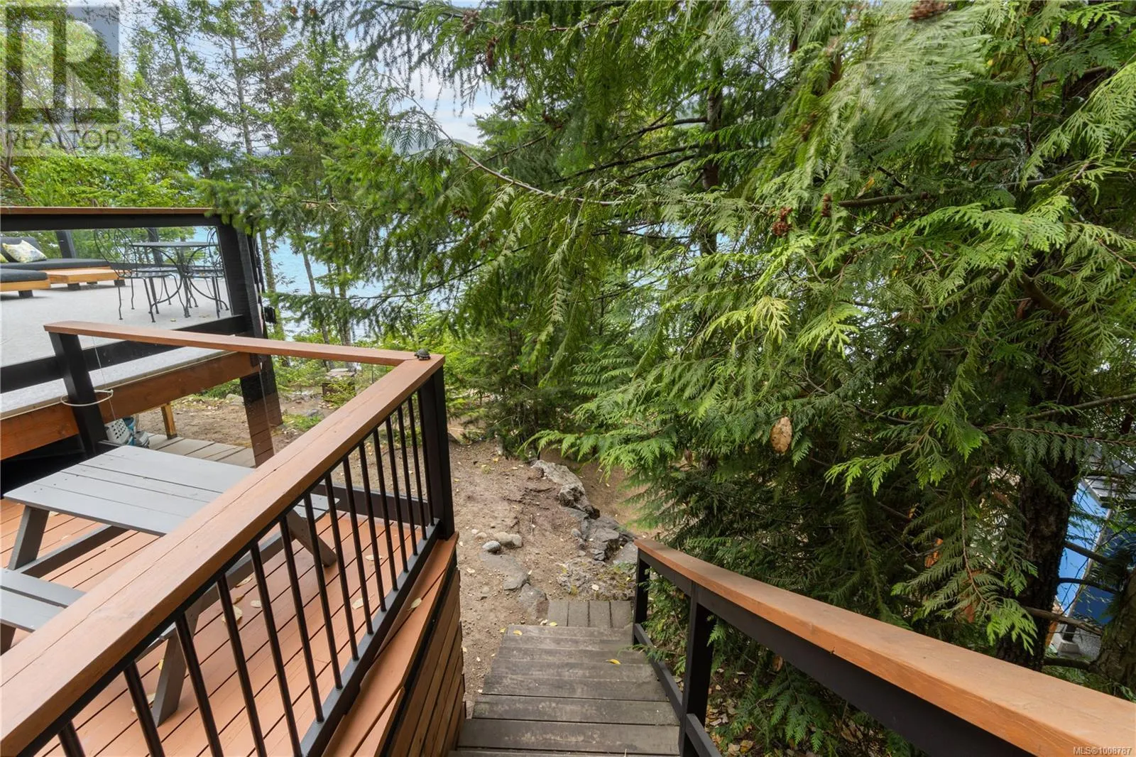 Lot 409 3664 Horne Lake Caves Rd