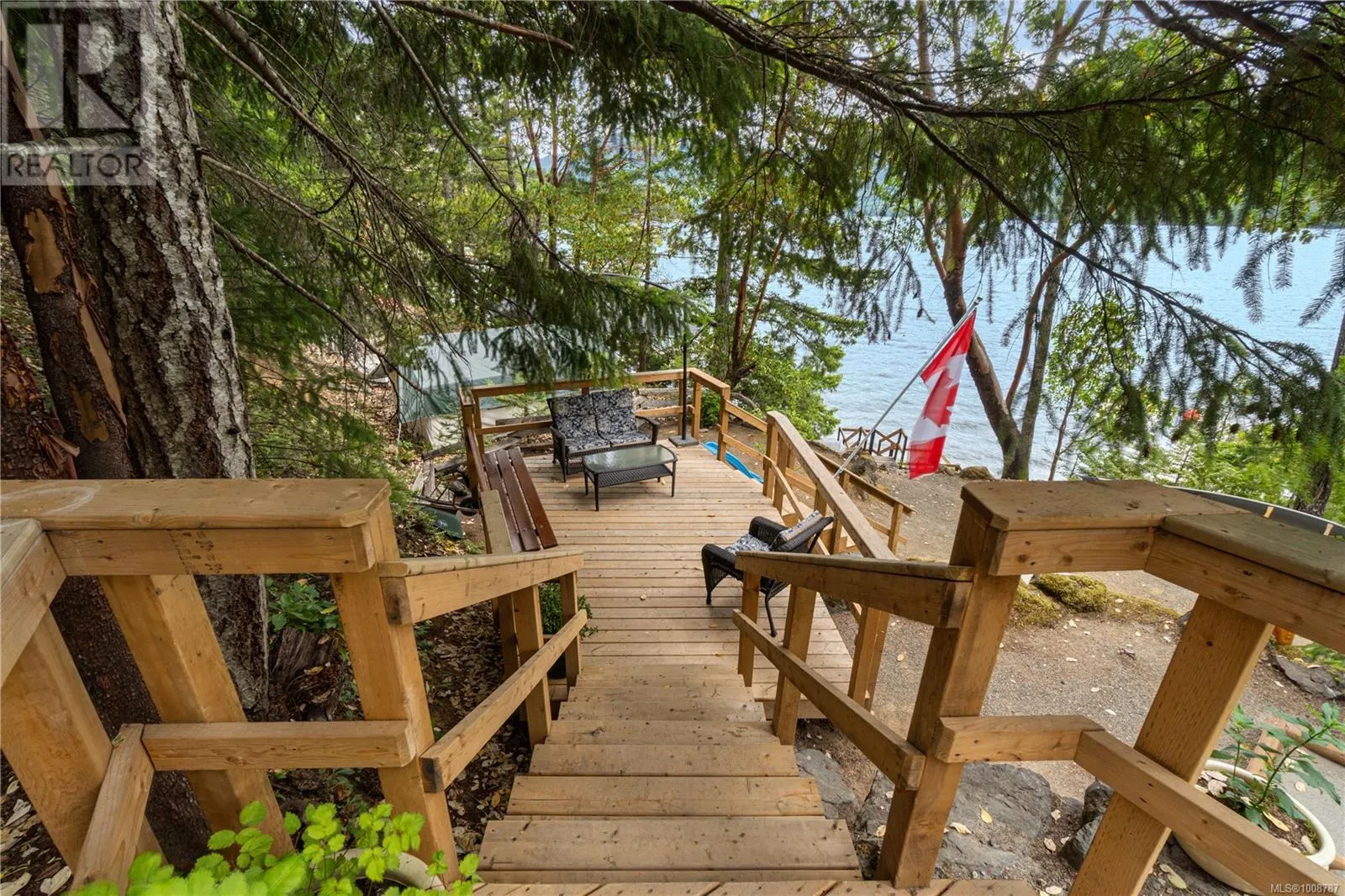 Lot 409 3664 Horne Lake Caves Rd