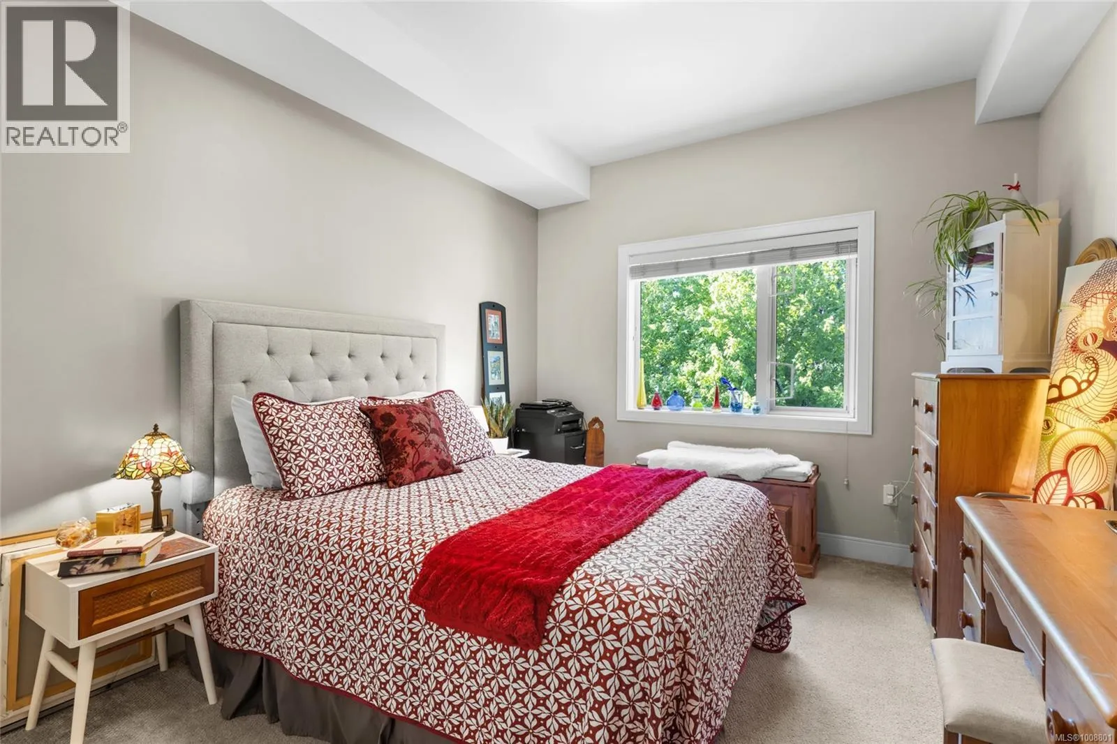 203 7111 West Saanich Rd