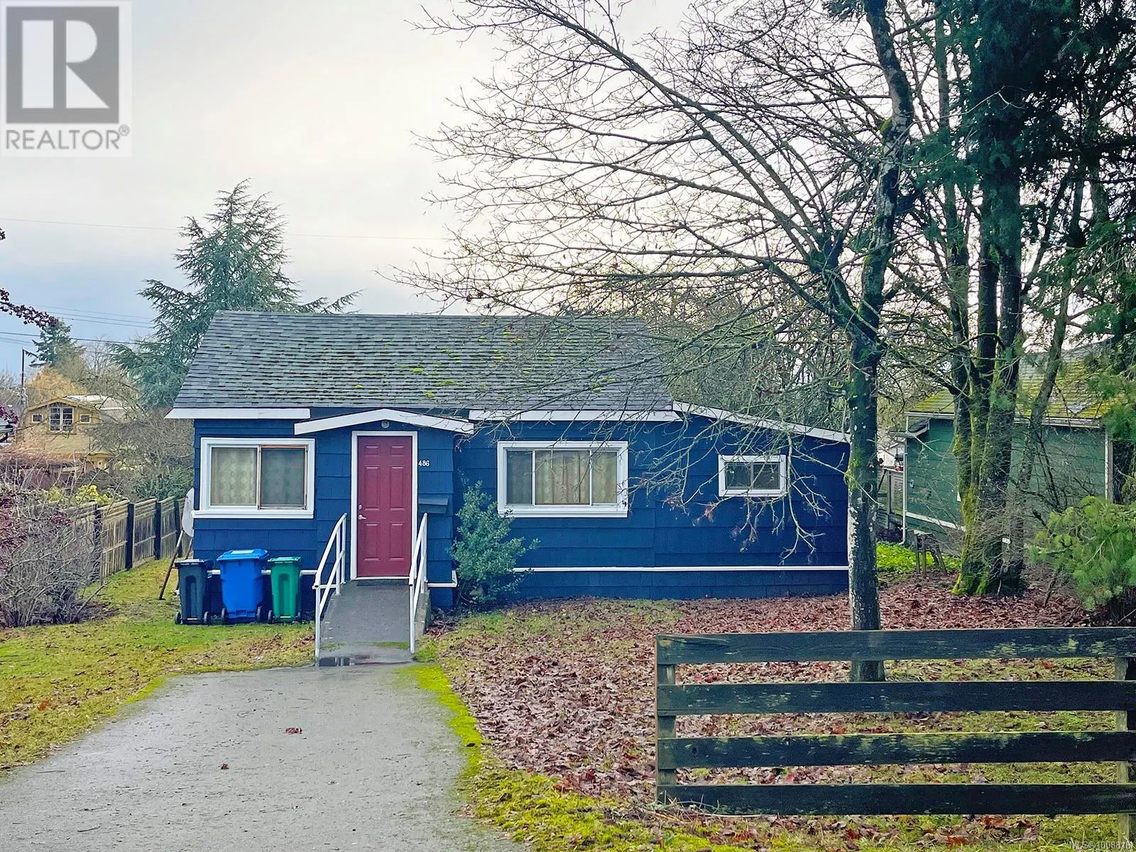 486 Wakesiah Ave