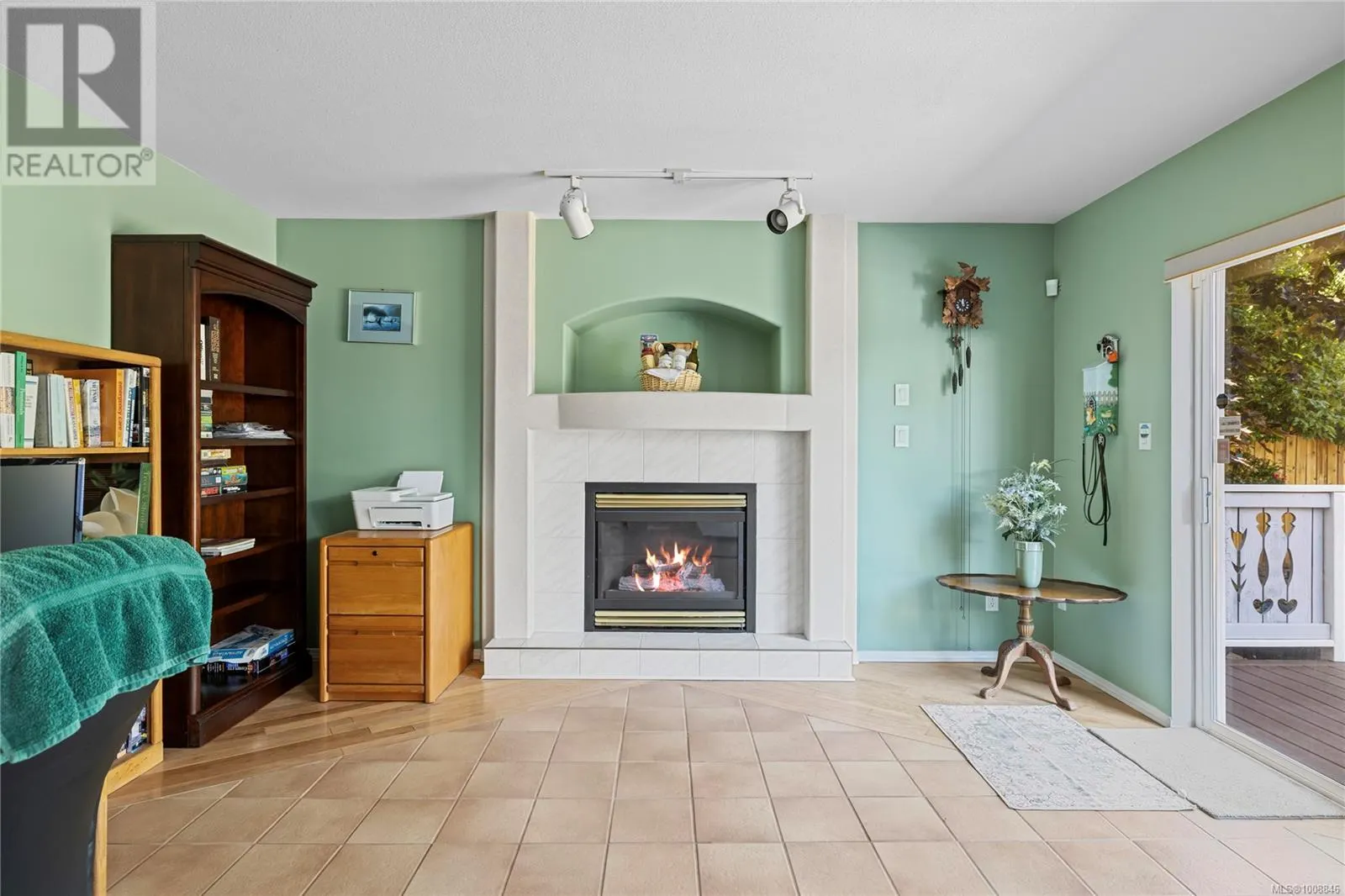 6642 Nathan Rd