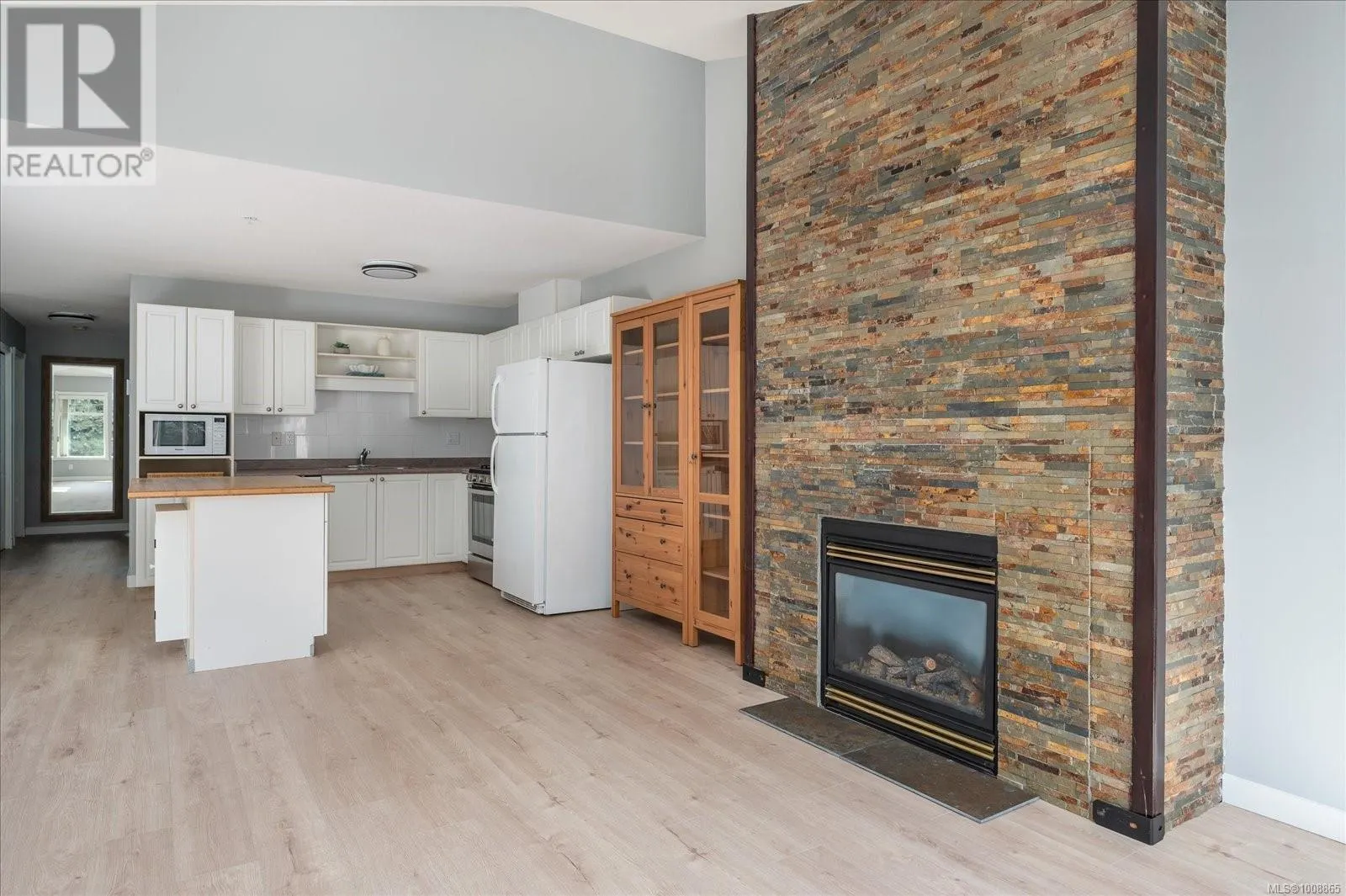 4857 Salmon Berry Way