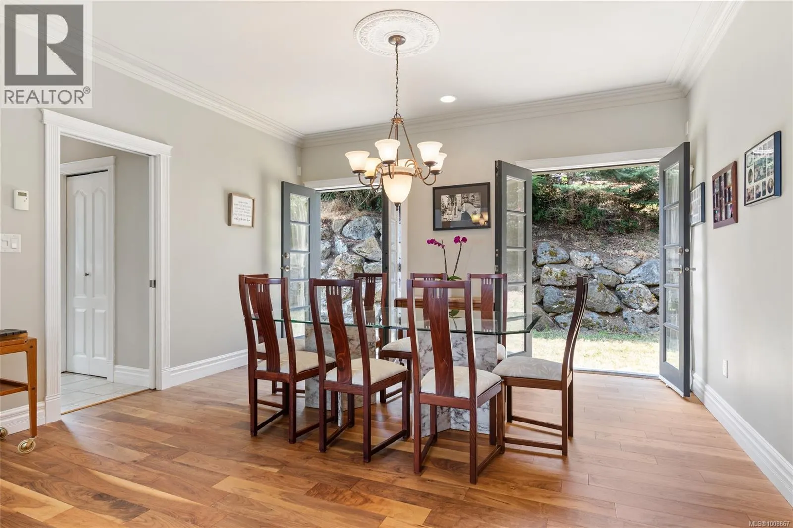 3361 Hatley Dr