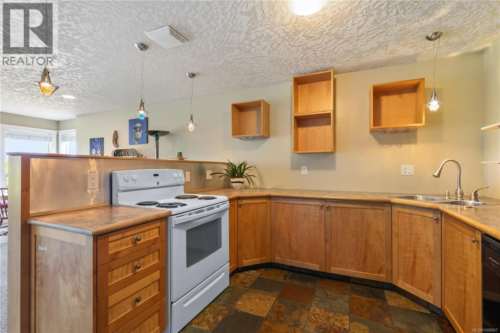 3361 Hatley Dr