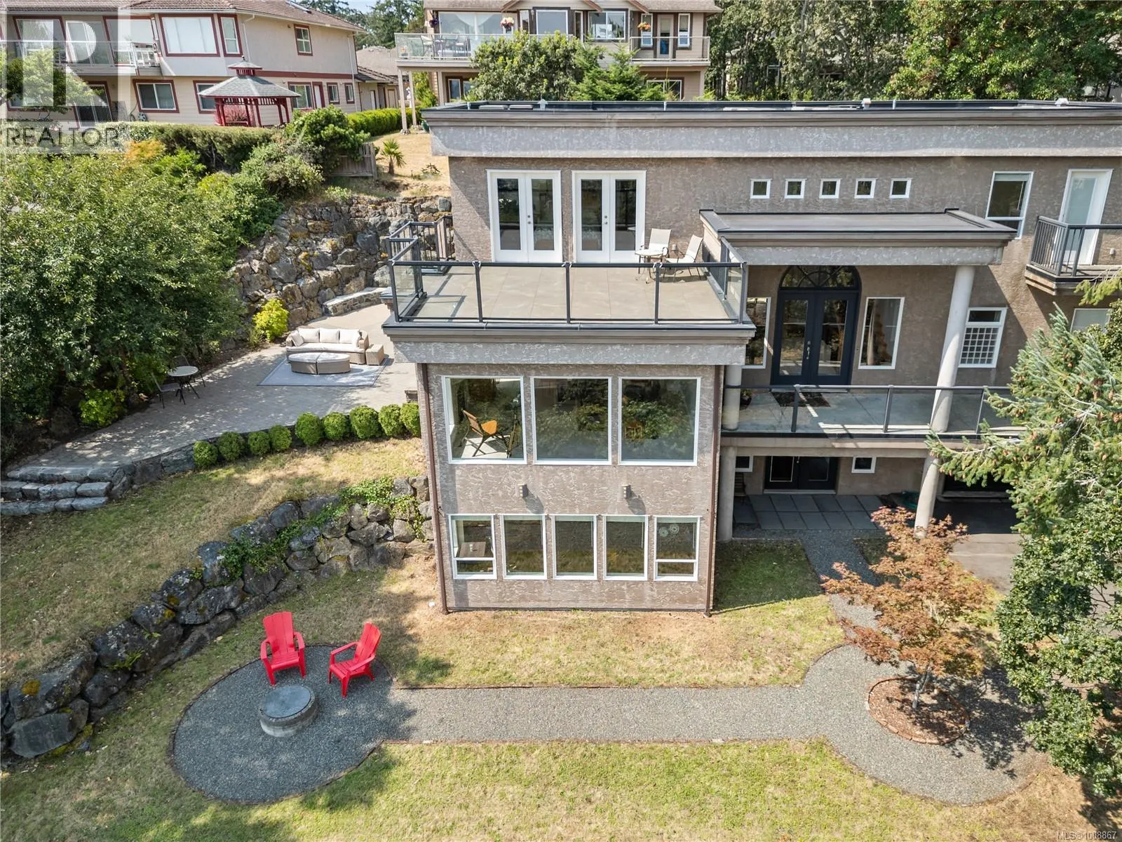 3361 Hatley Dr