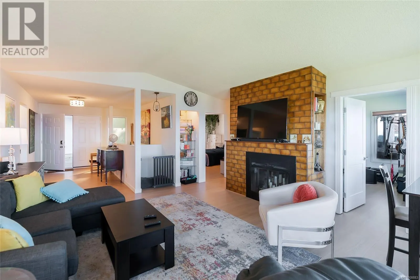 3796 Sundown Dr