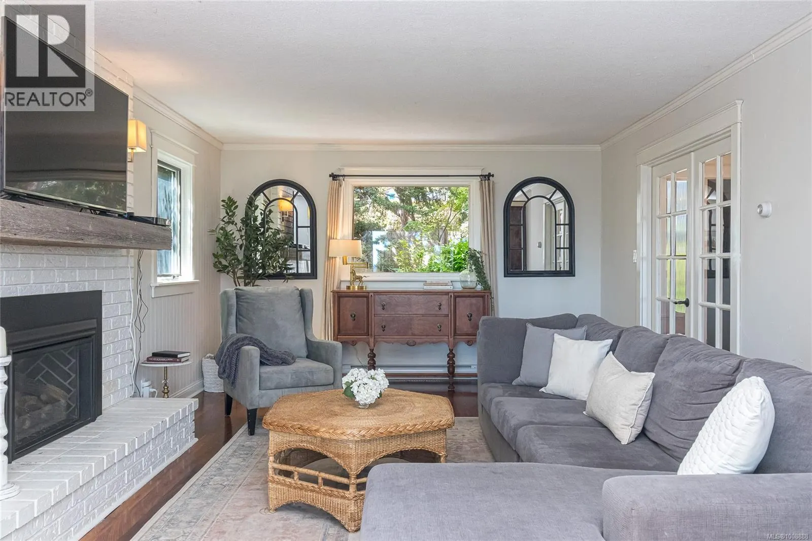 8565 Bourne Terr
