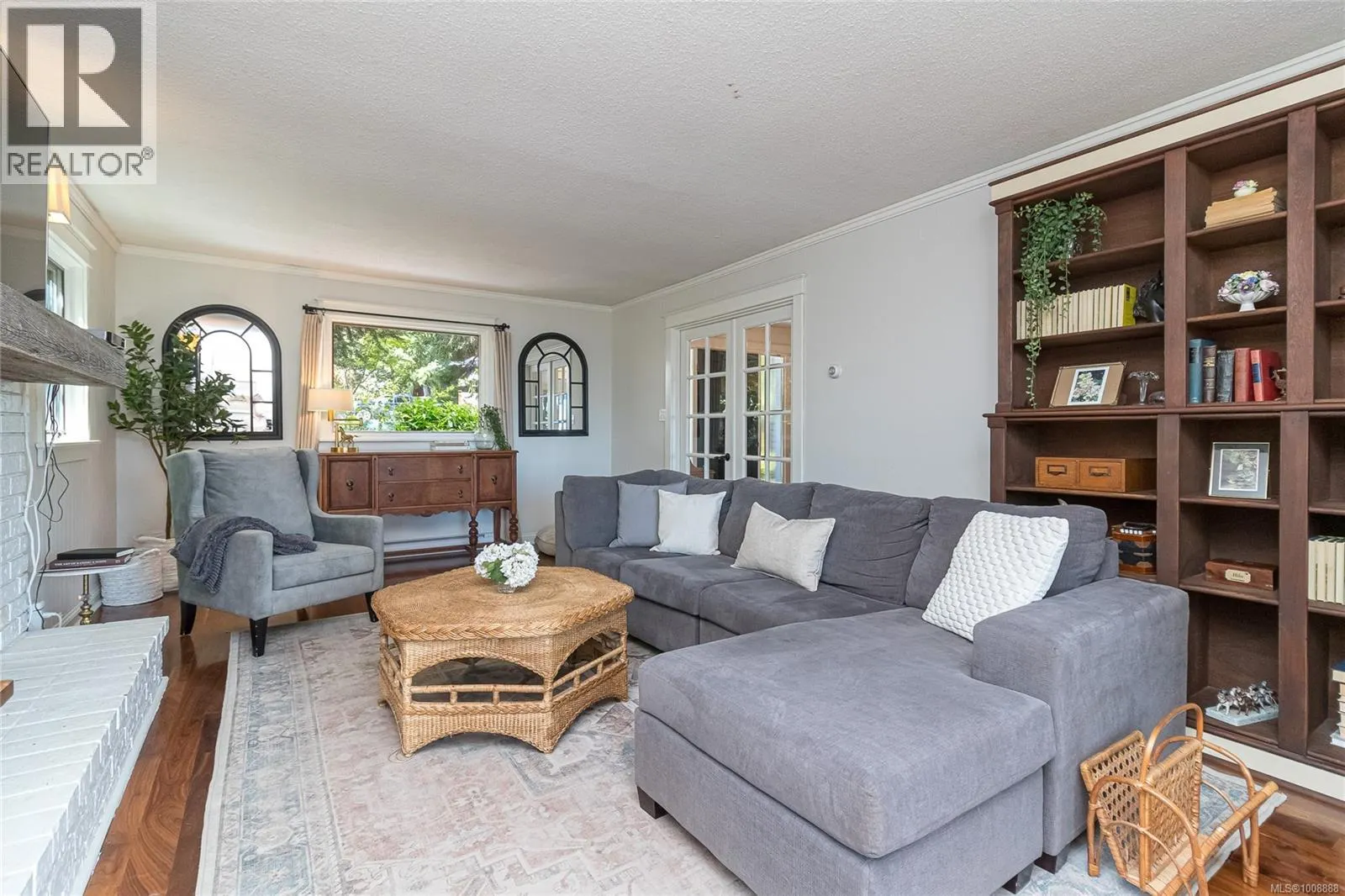 8565 Bourne Terr
