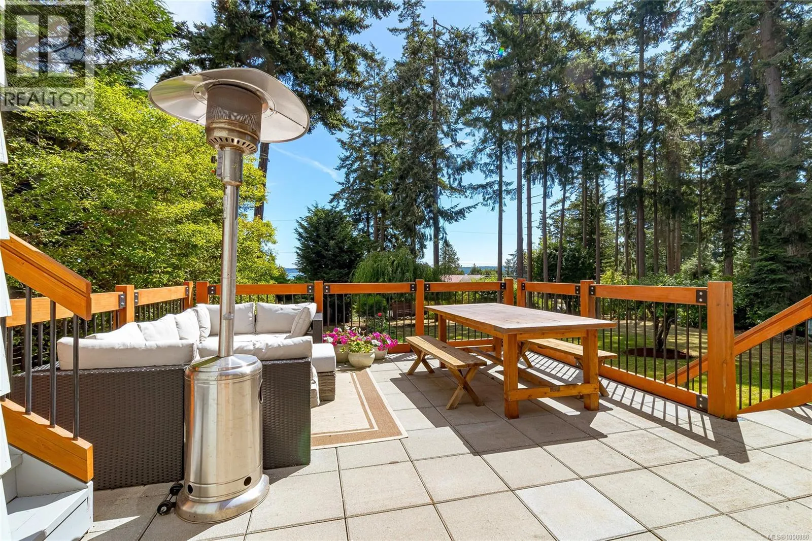 8565 Bourne Terr