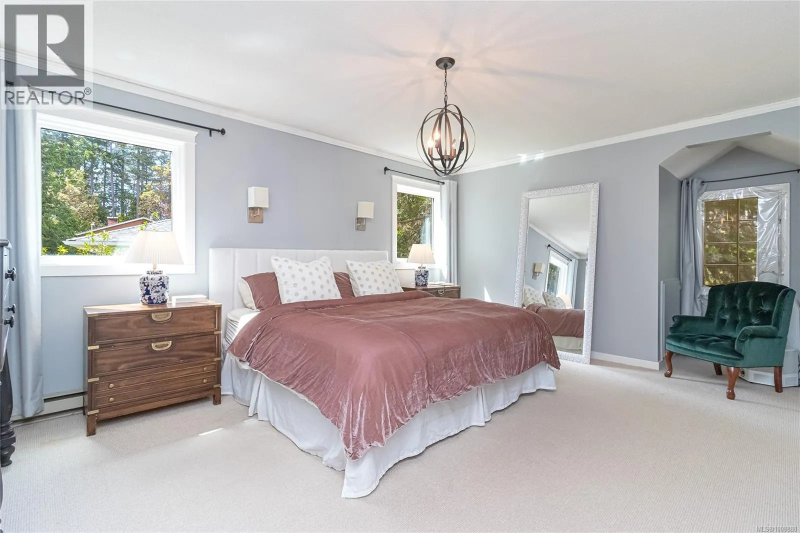 8565 Bourne Terr