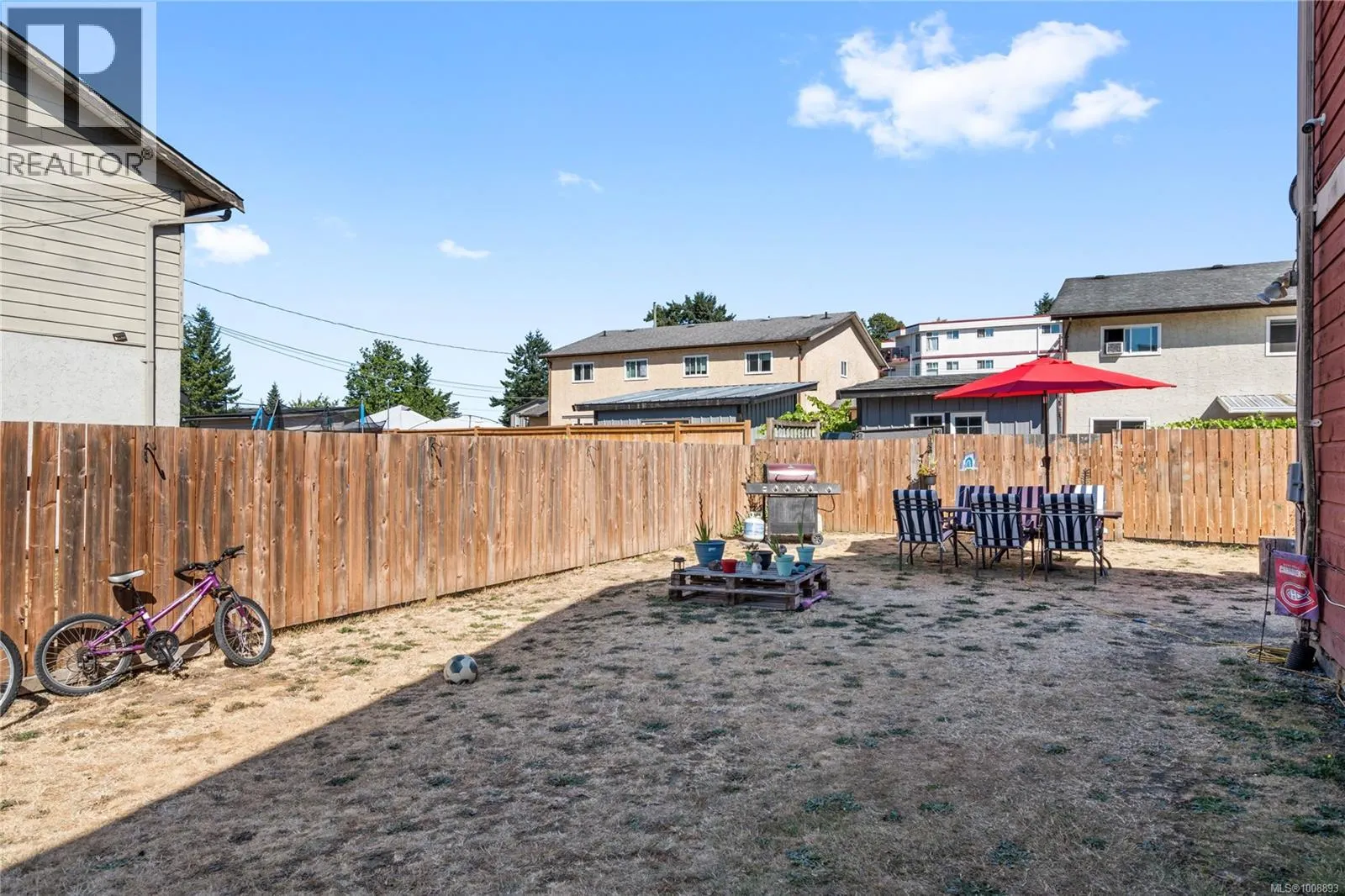 A 1060 St. George Cres