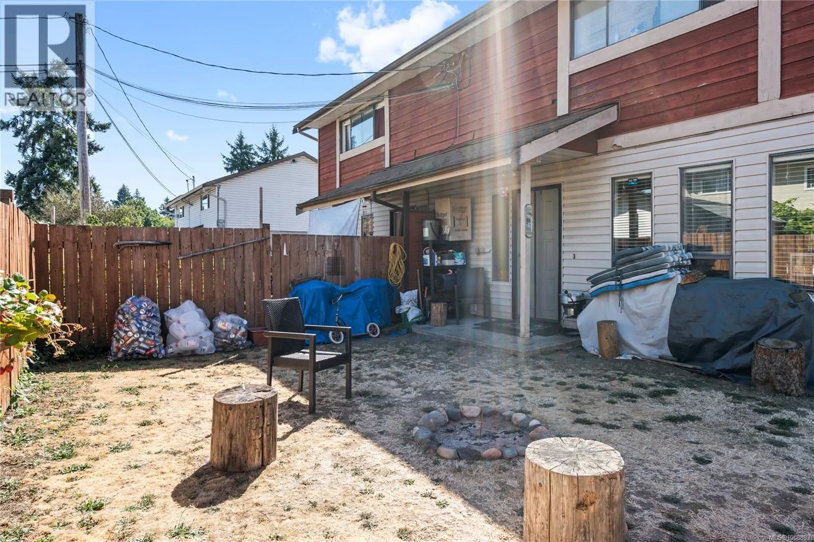 A 1060 St. George Cres