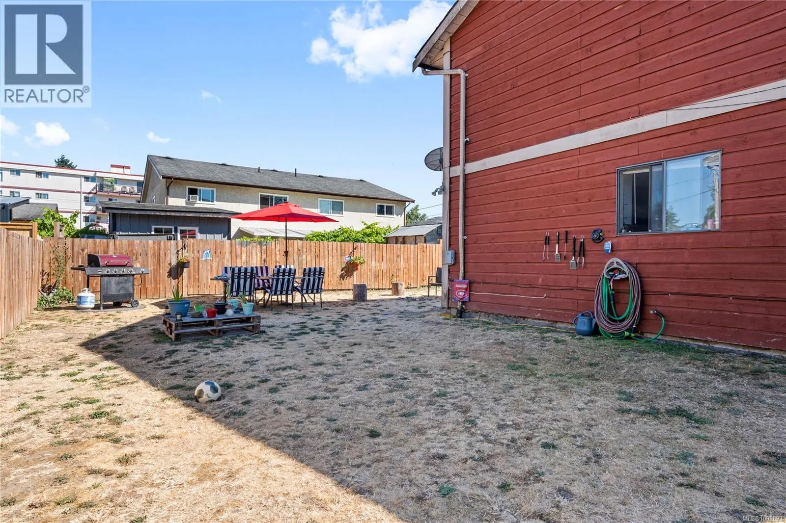 A 1060 St. George Cres