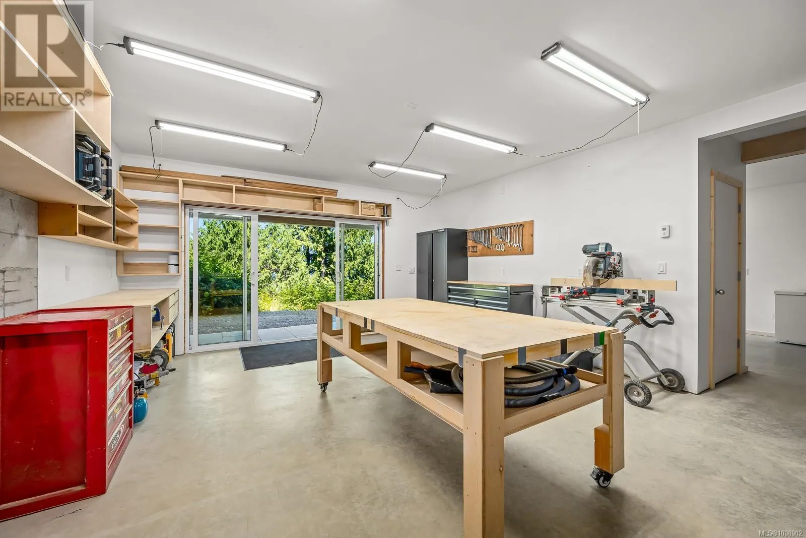 100 Arnet Rd