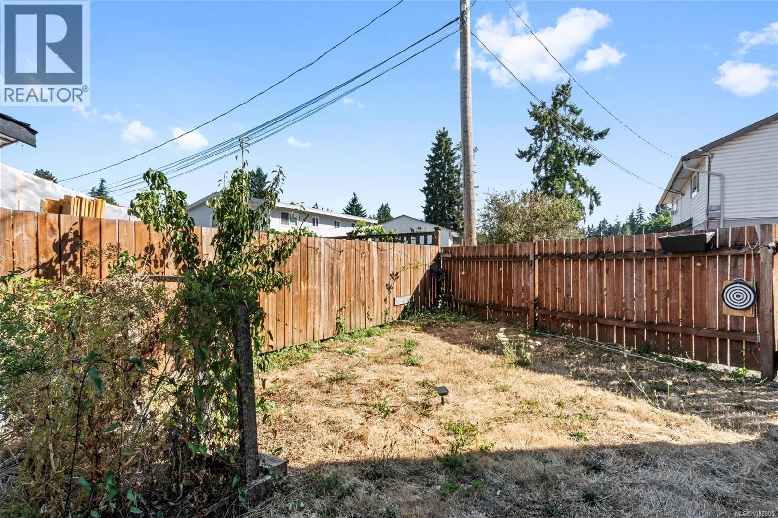 B 1060 St. George Cres