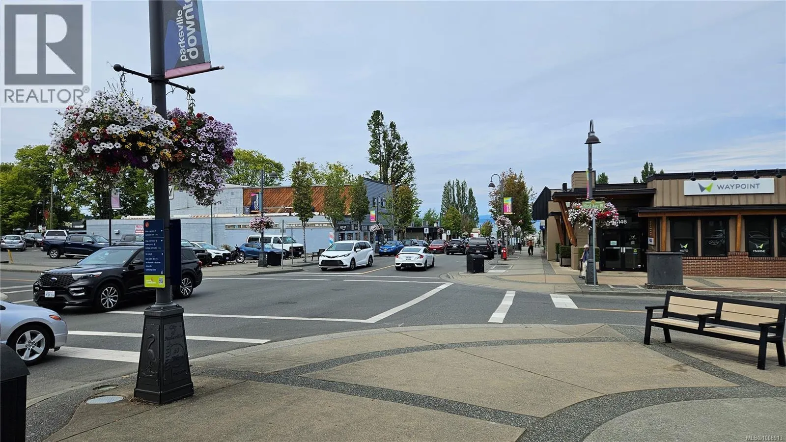 101 164 Alberni Hwy