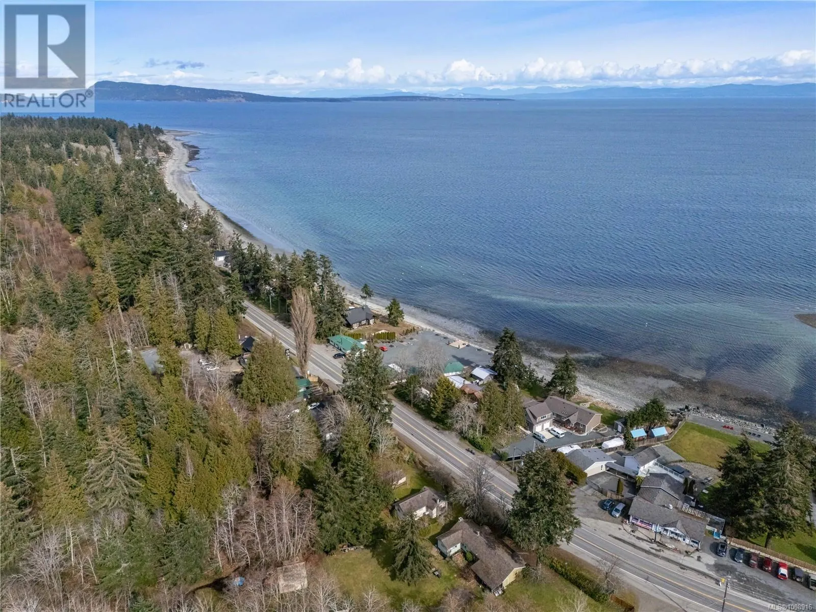 6100 Island Hwy W