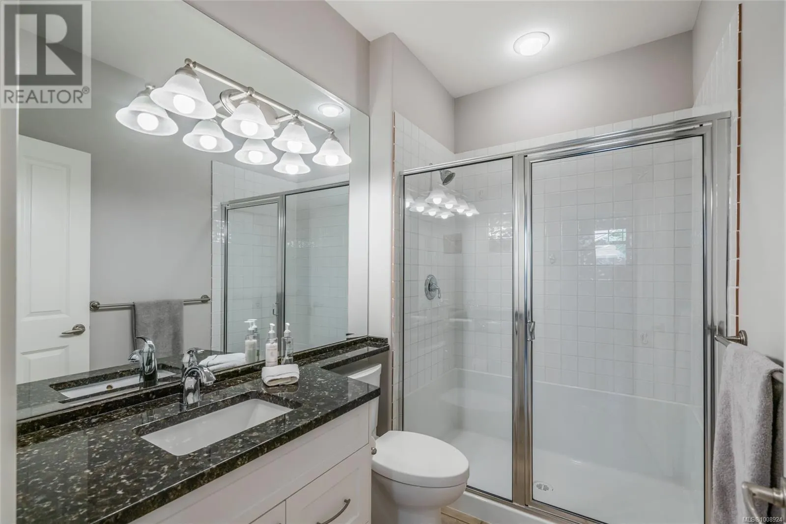 1396 Gabriola Dr