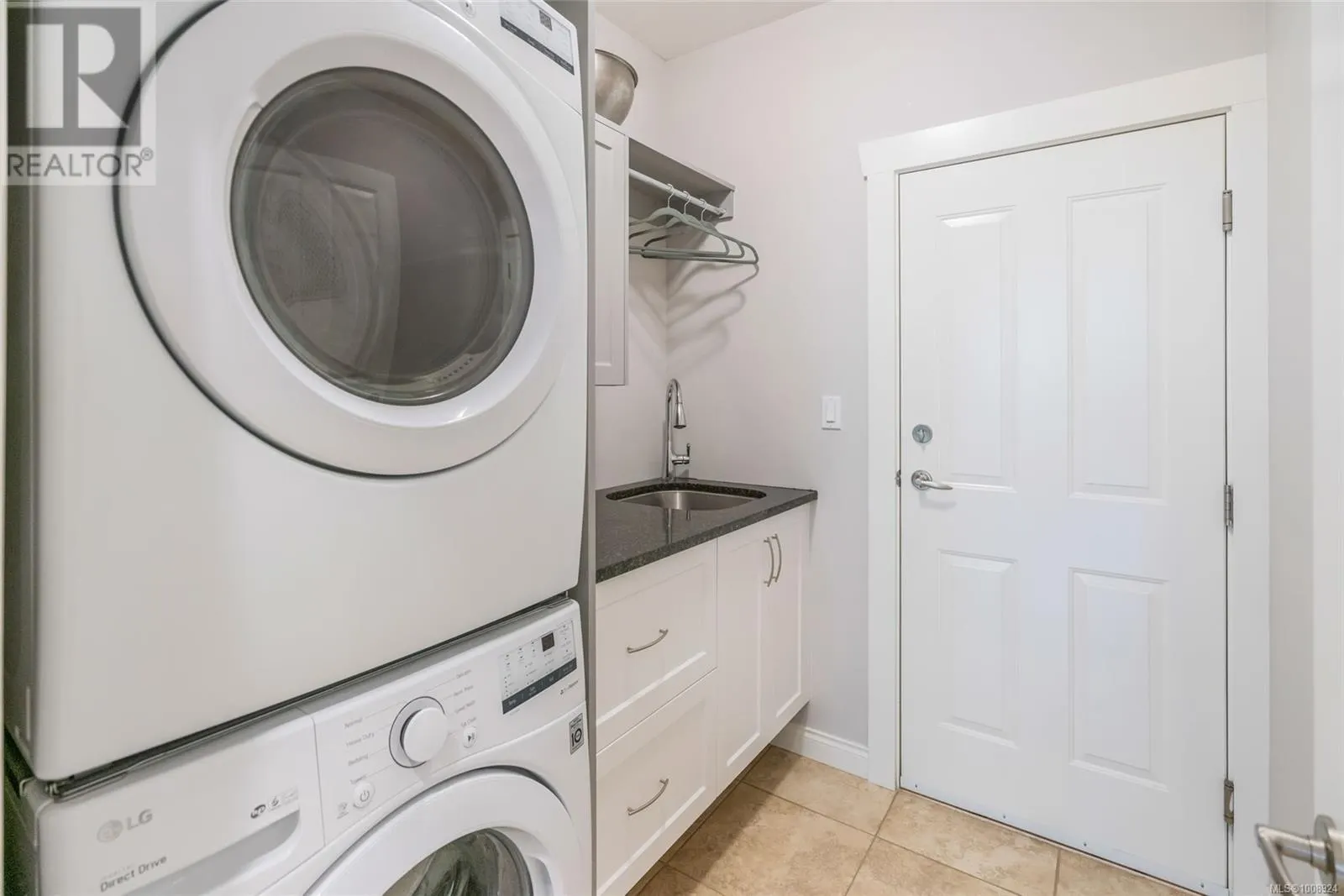 1396 Gabriola Dr