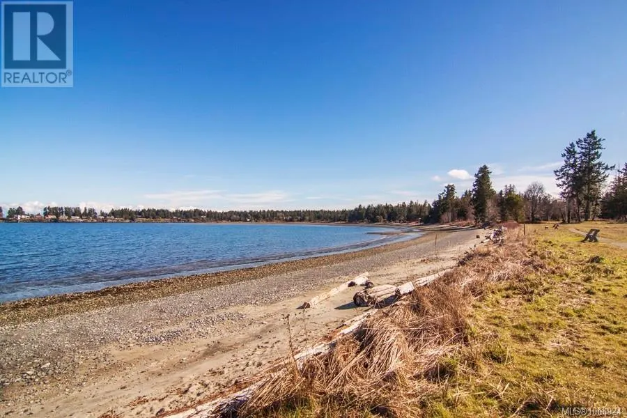 1396 Gabriola Dr