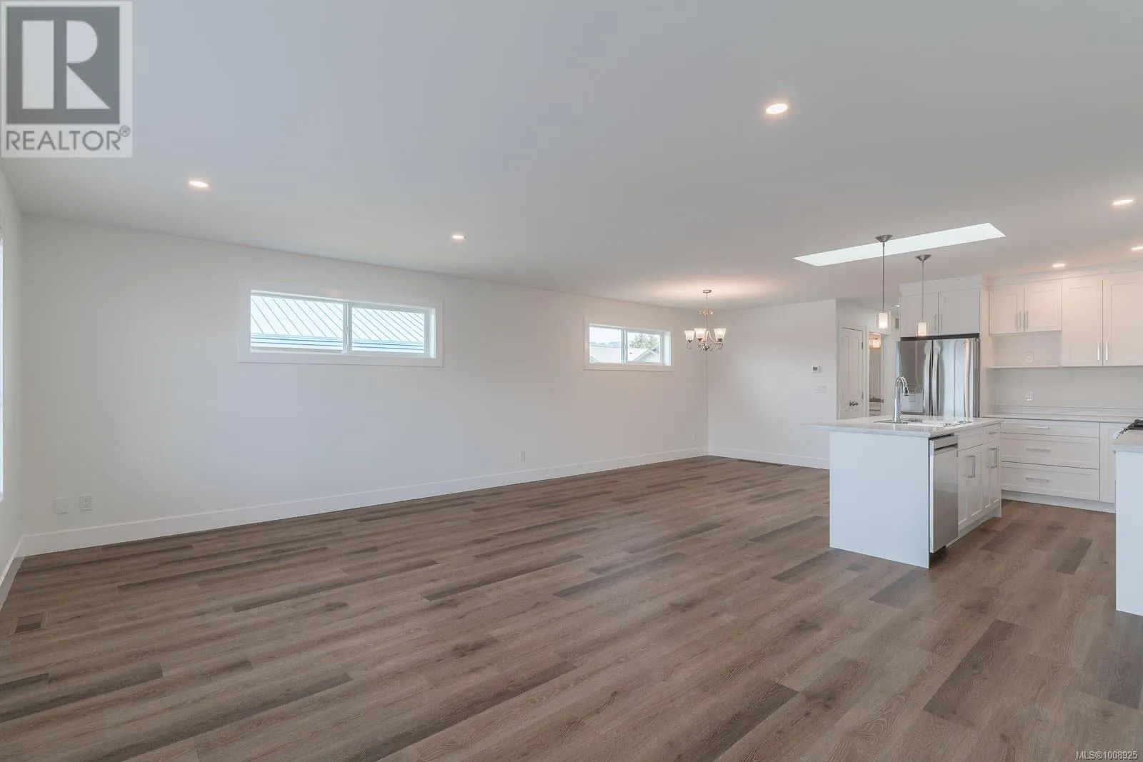 10 3774 12th Ave
