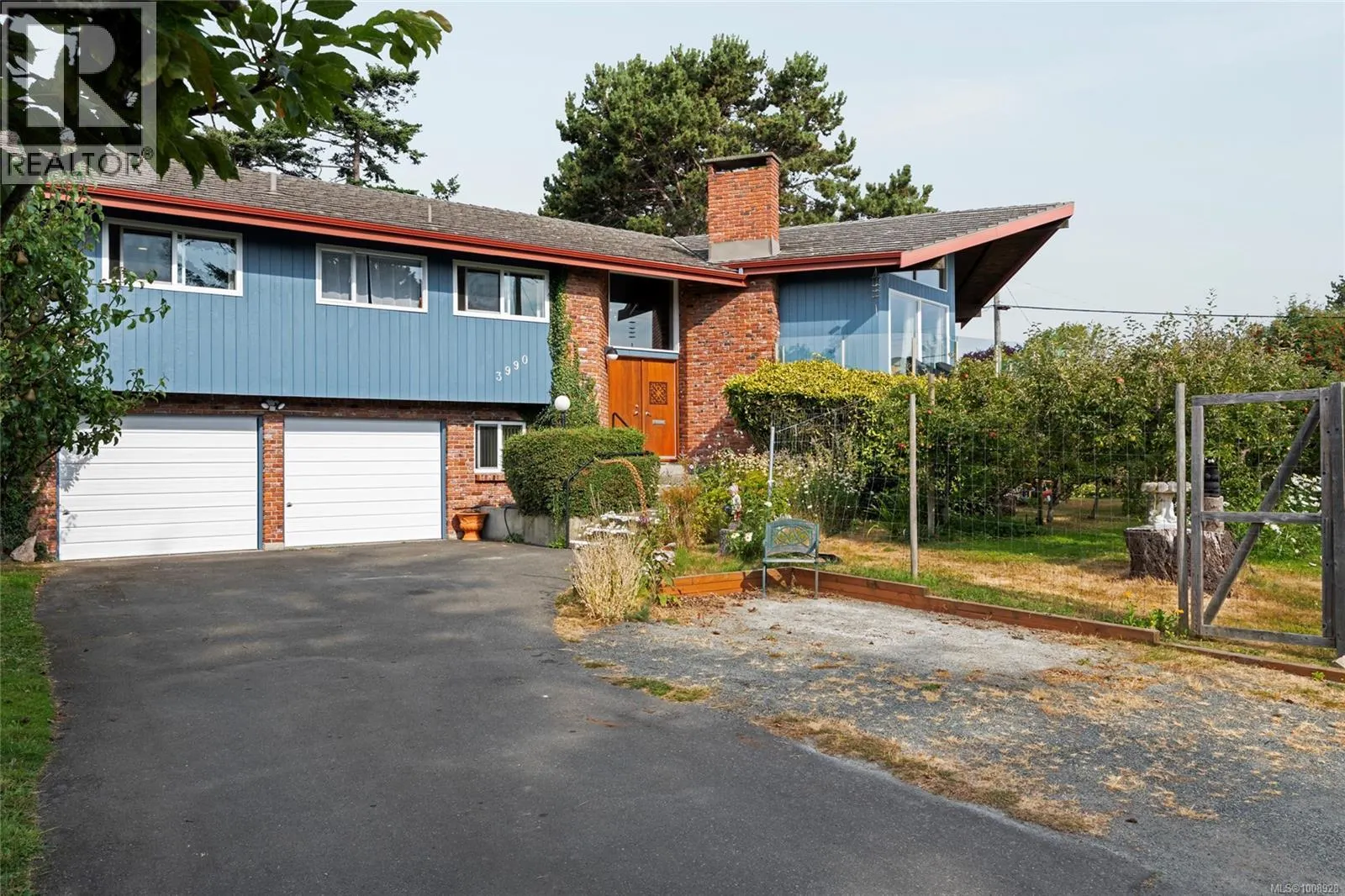 3990 Smugglers Cove Rd