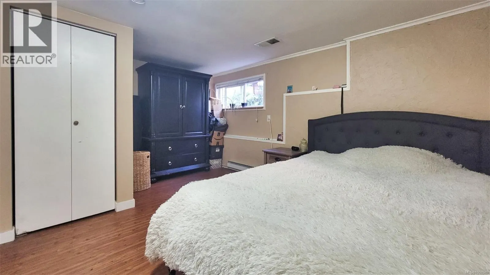 222 Burnside Rd W
