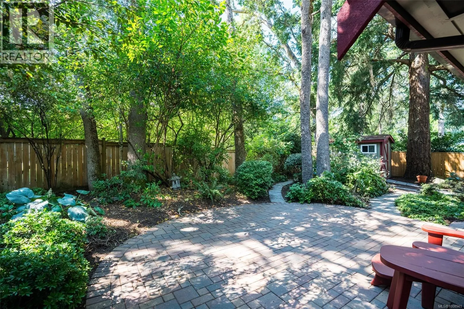 4216 Lynnfield Cres