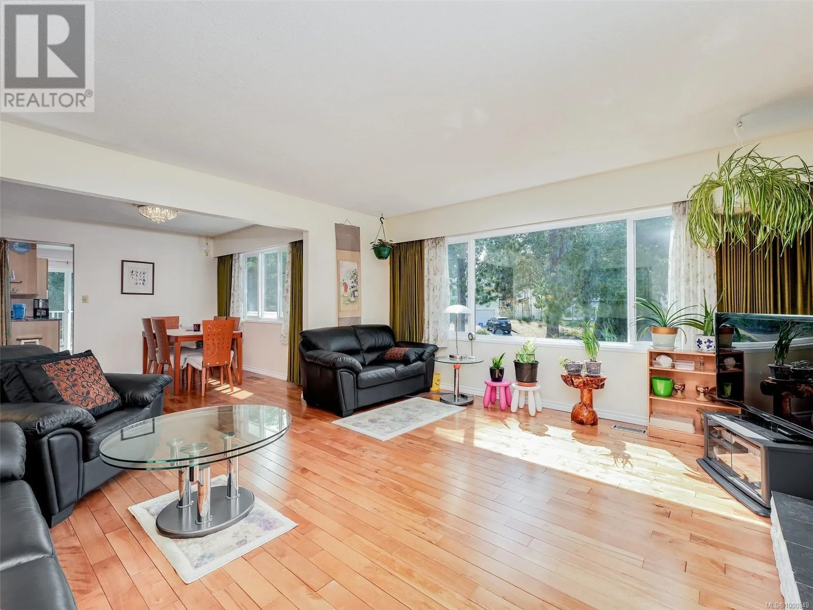 1629 Longacre Dr