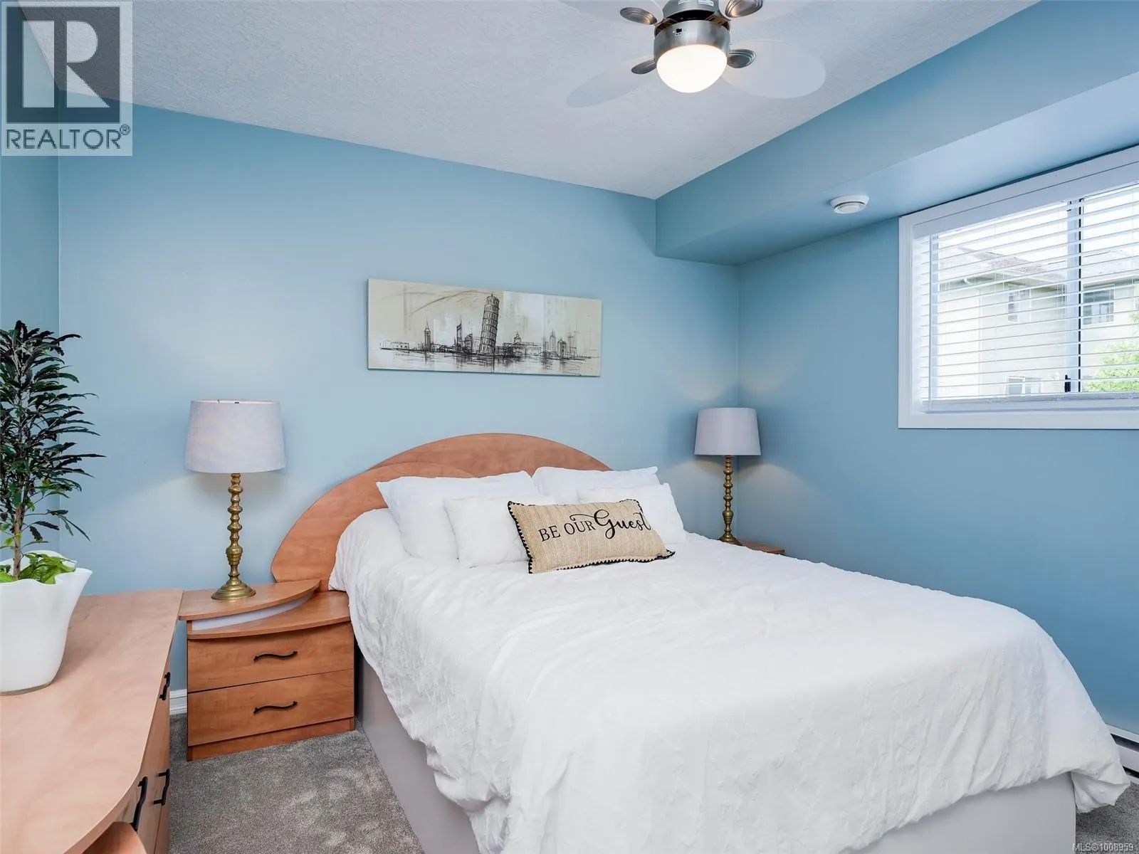 6428 Bella Vista Dr