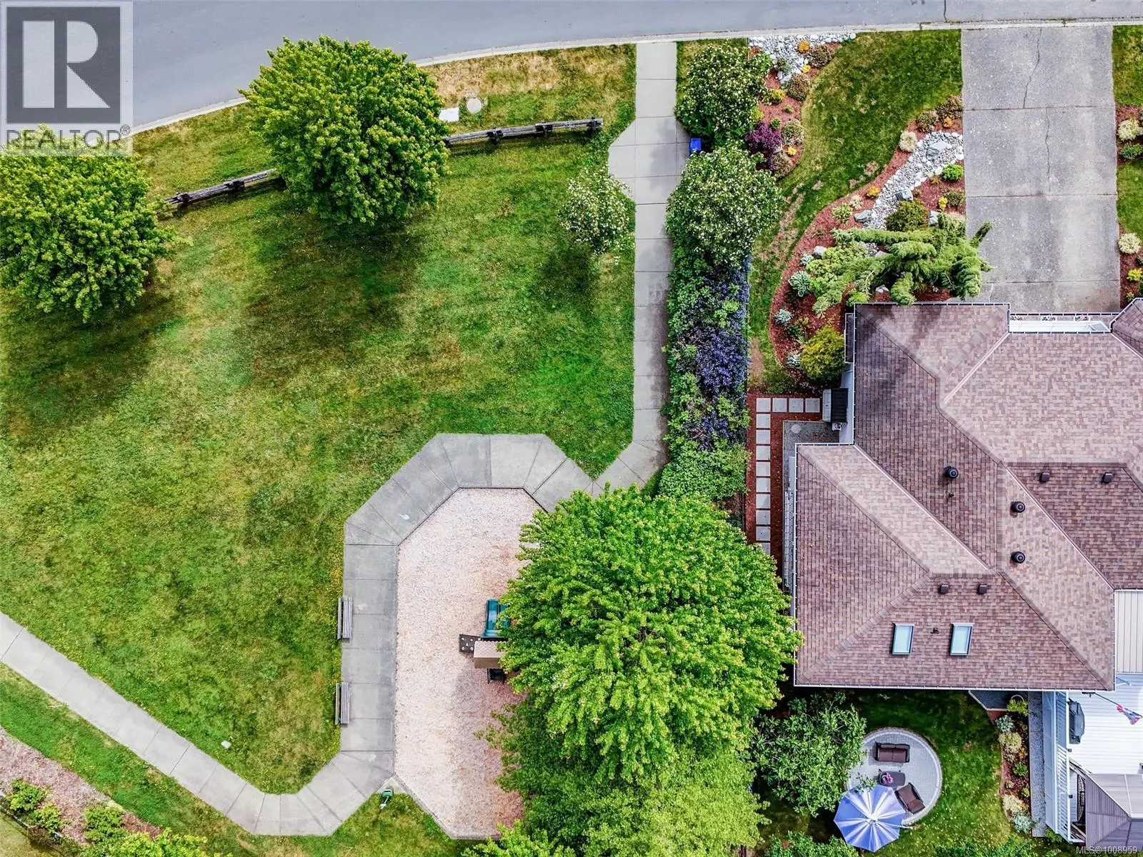 6428 Bella Vista Dr