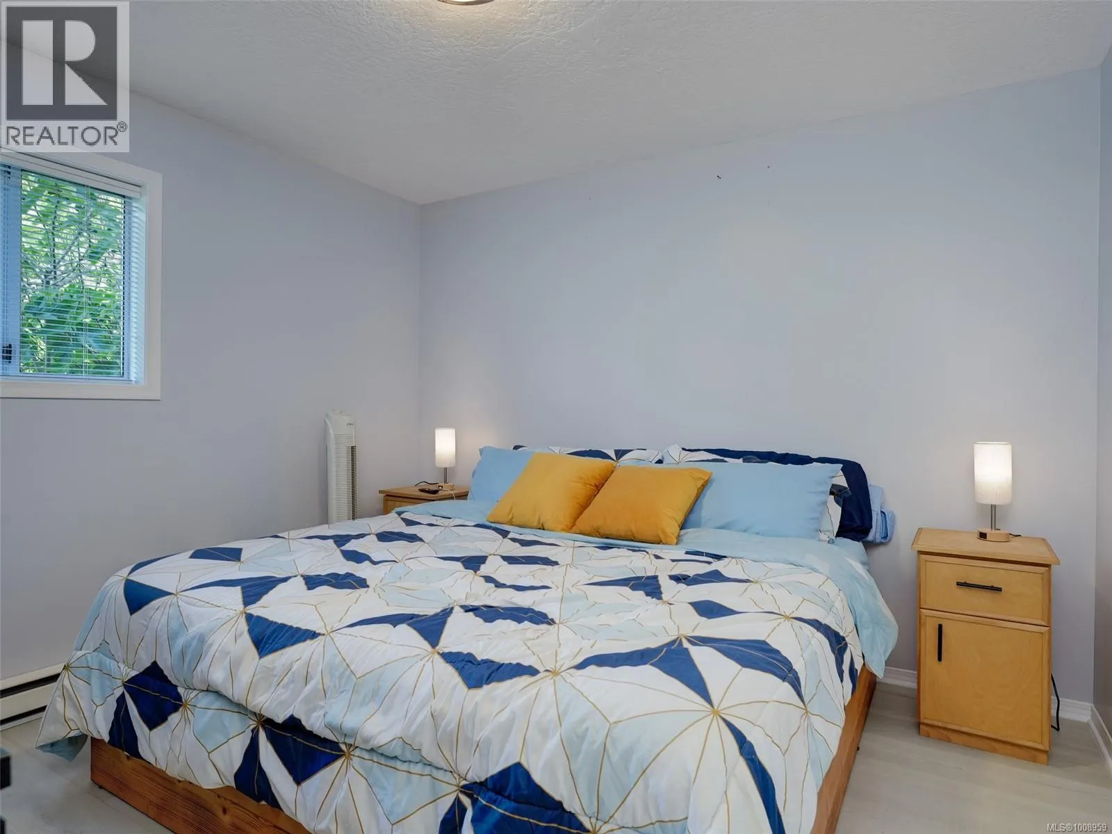 6428 Bella Vista Dr