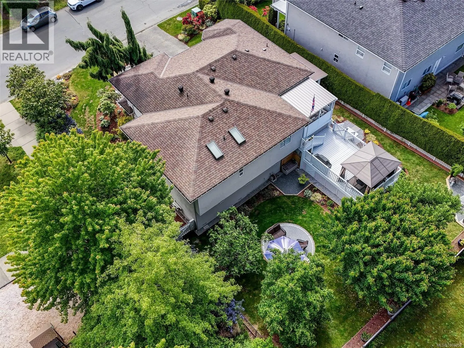 6428 Bella Vista Dr