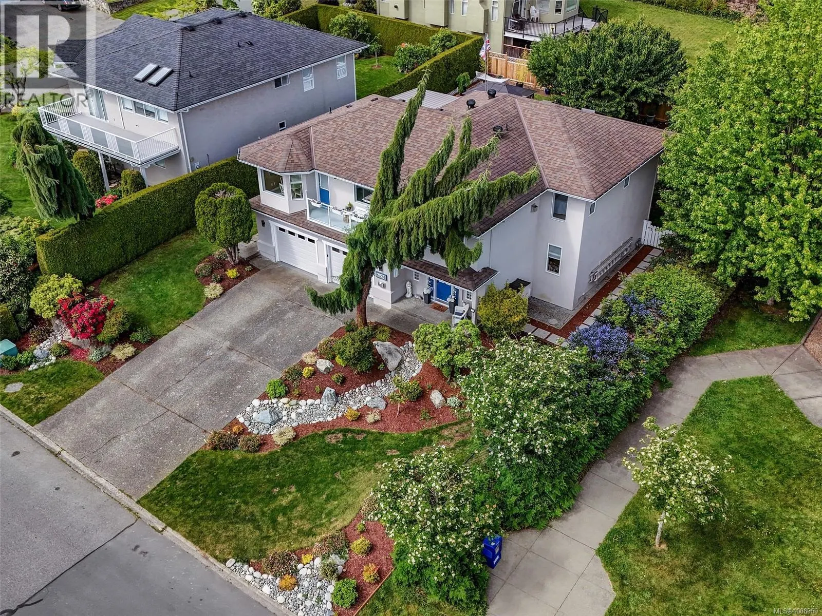 6428 Bella Vista Dr