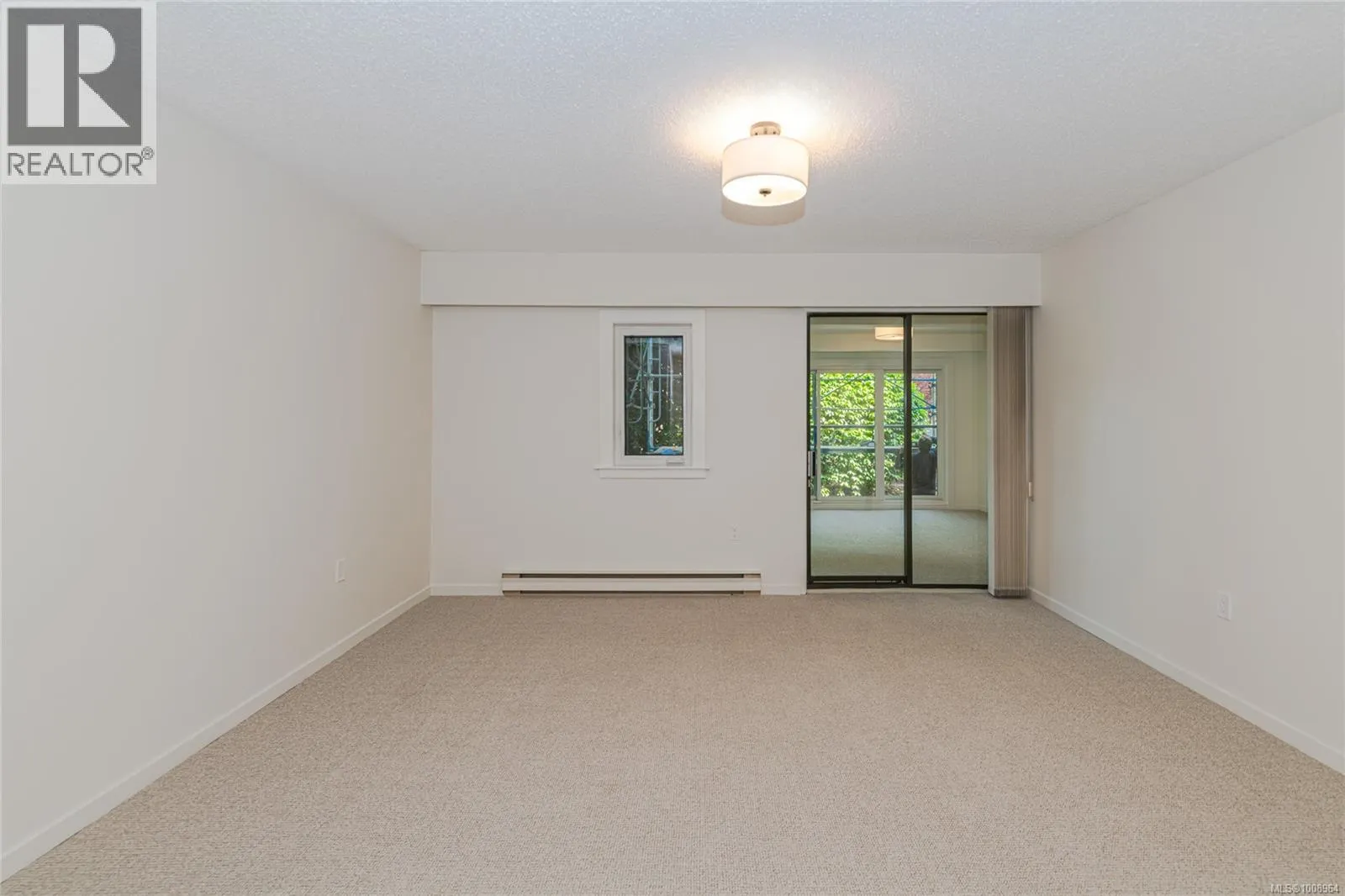 201 1875 Lansdowne Rd