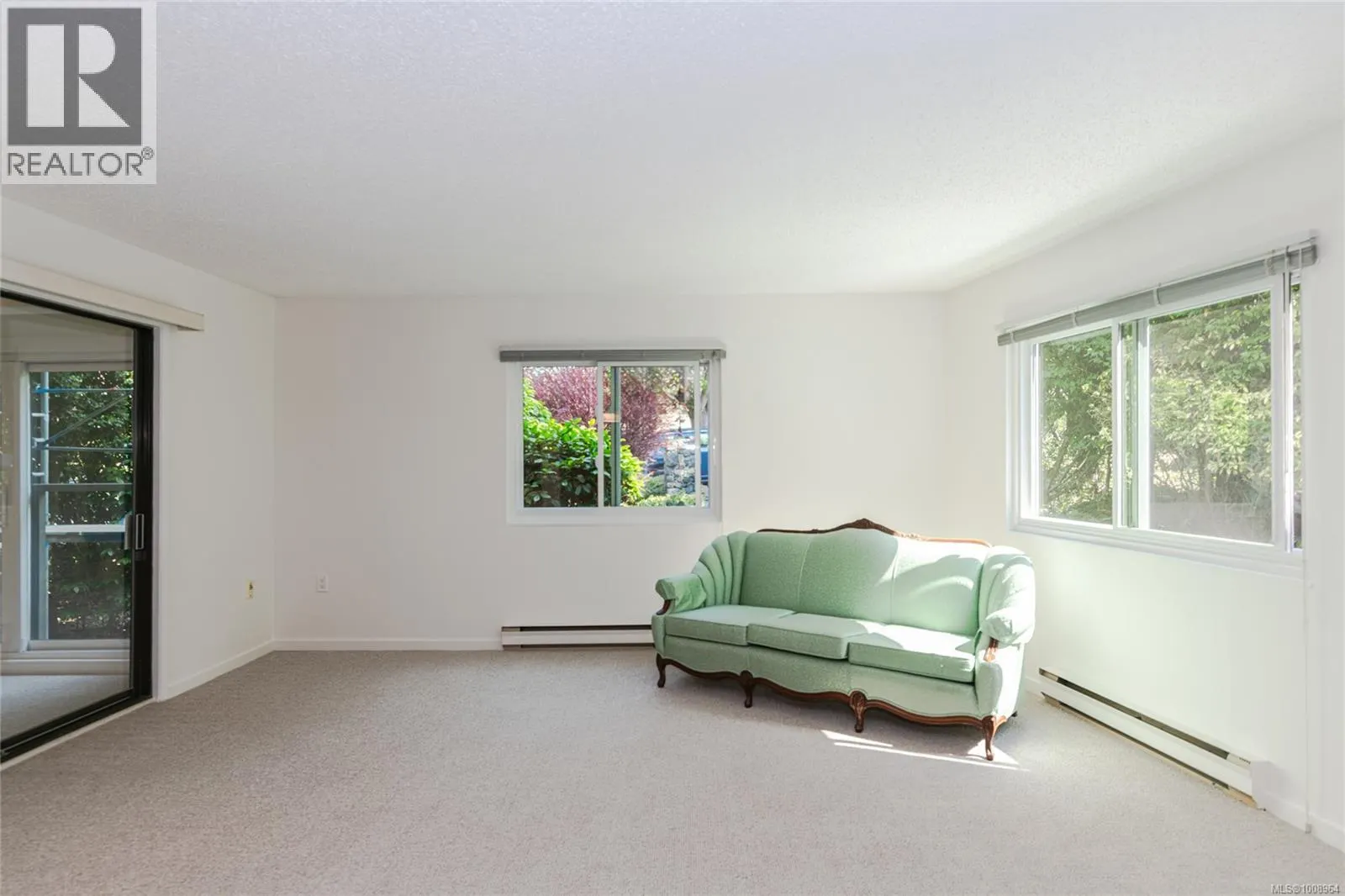 201 1875 Lansdowne Rd