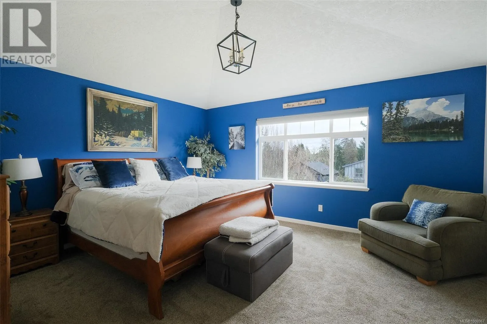 2324 Demamiel Pl