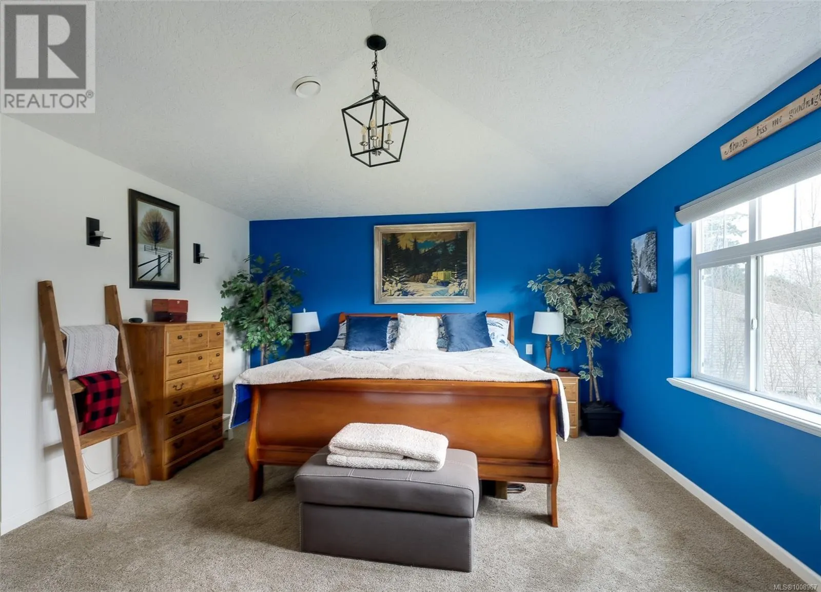 2324 Demamiel Pl