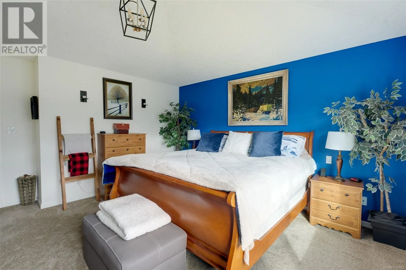 2324 Demamiel Pl