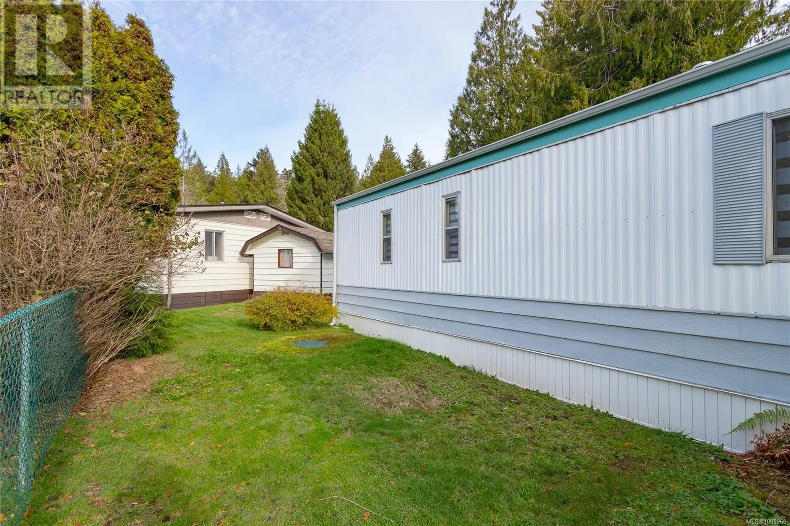 12 2357 Sooke River Rd