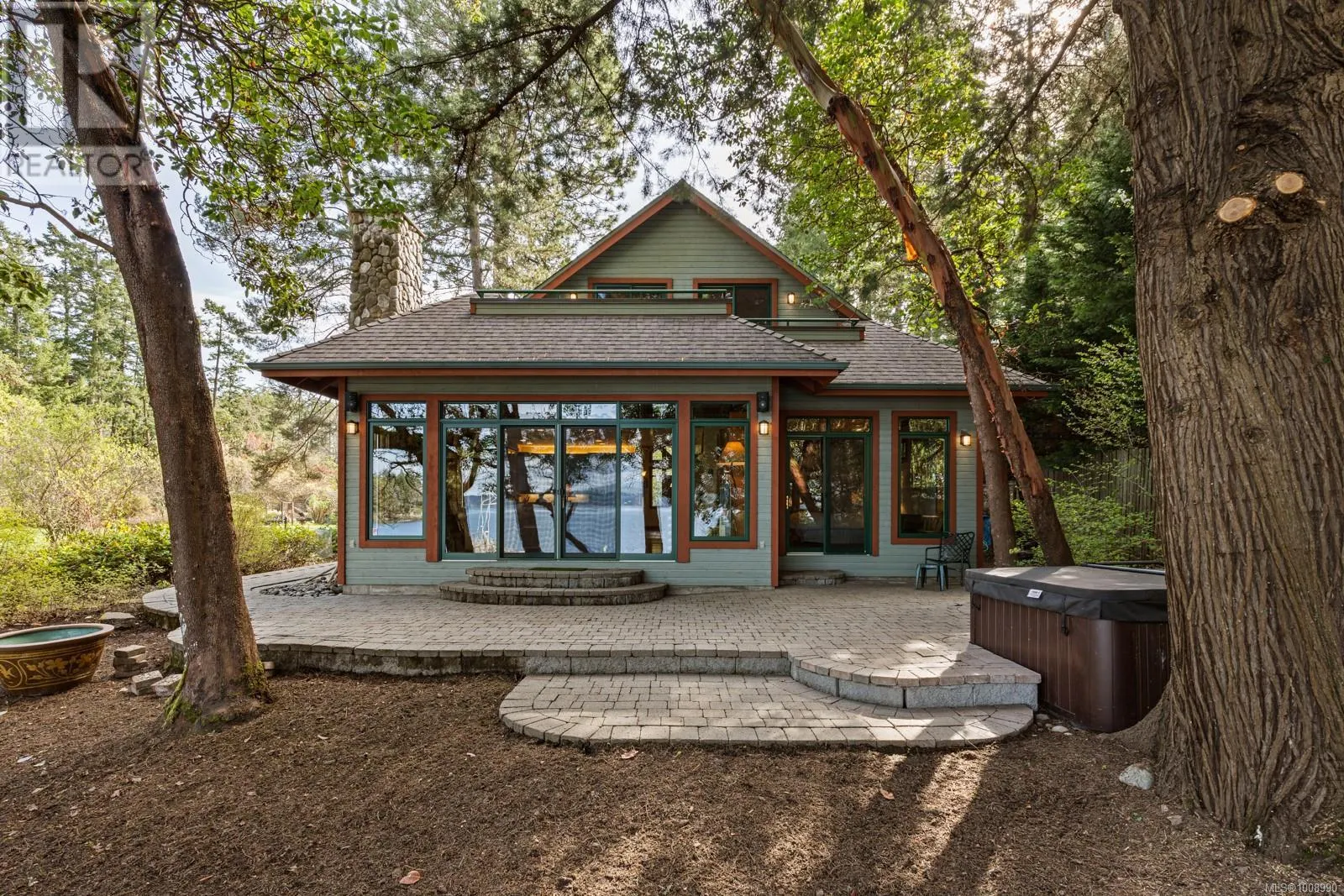 675 Towner Park Rd