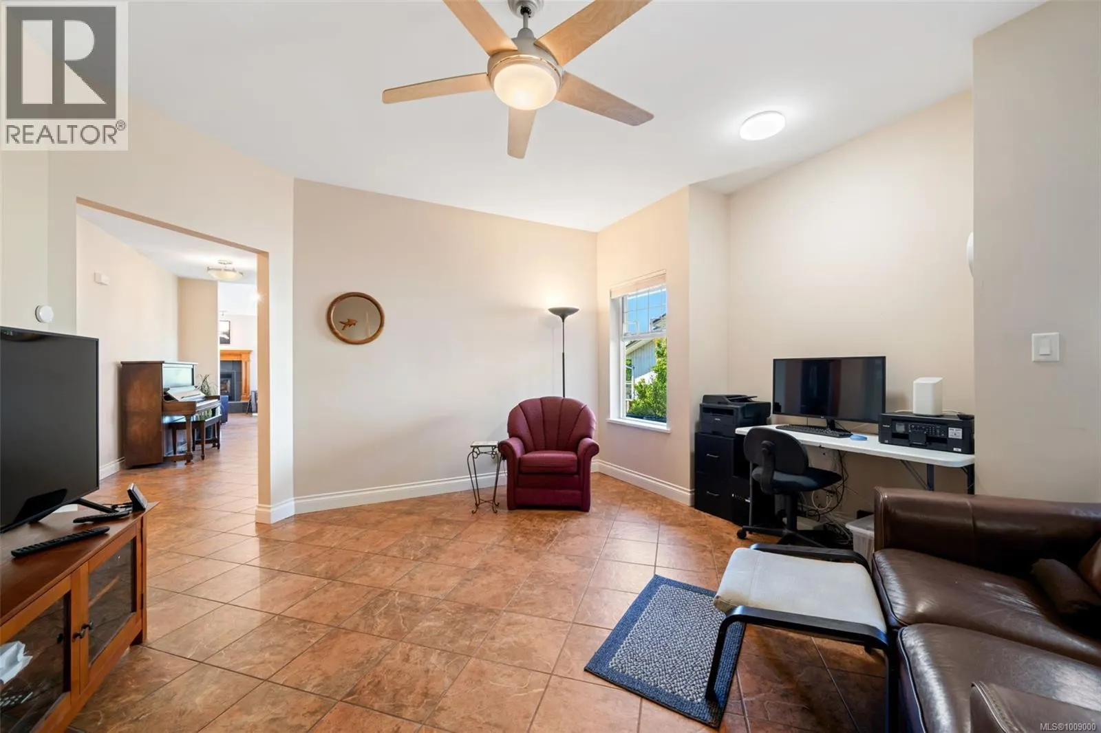 1286 Ocean View Dr