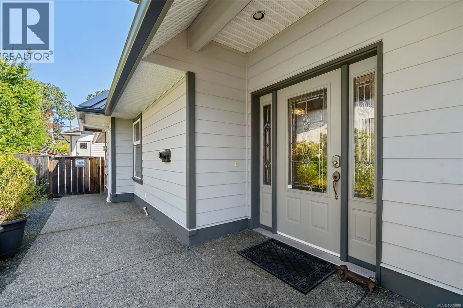 1286 Ocean View Dr