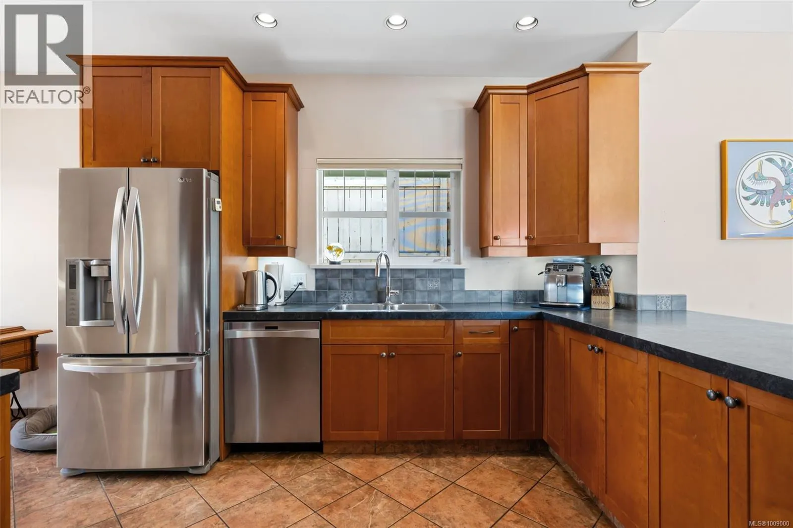 1286 Ocean View Dr