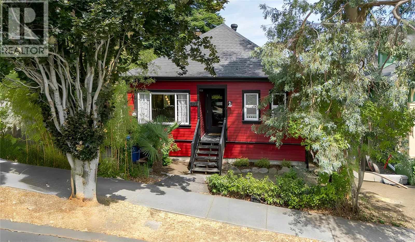 632 Kennedy St