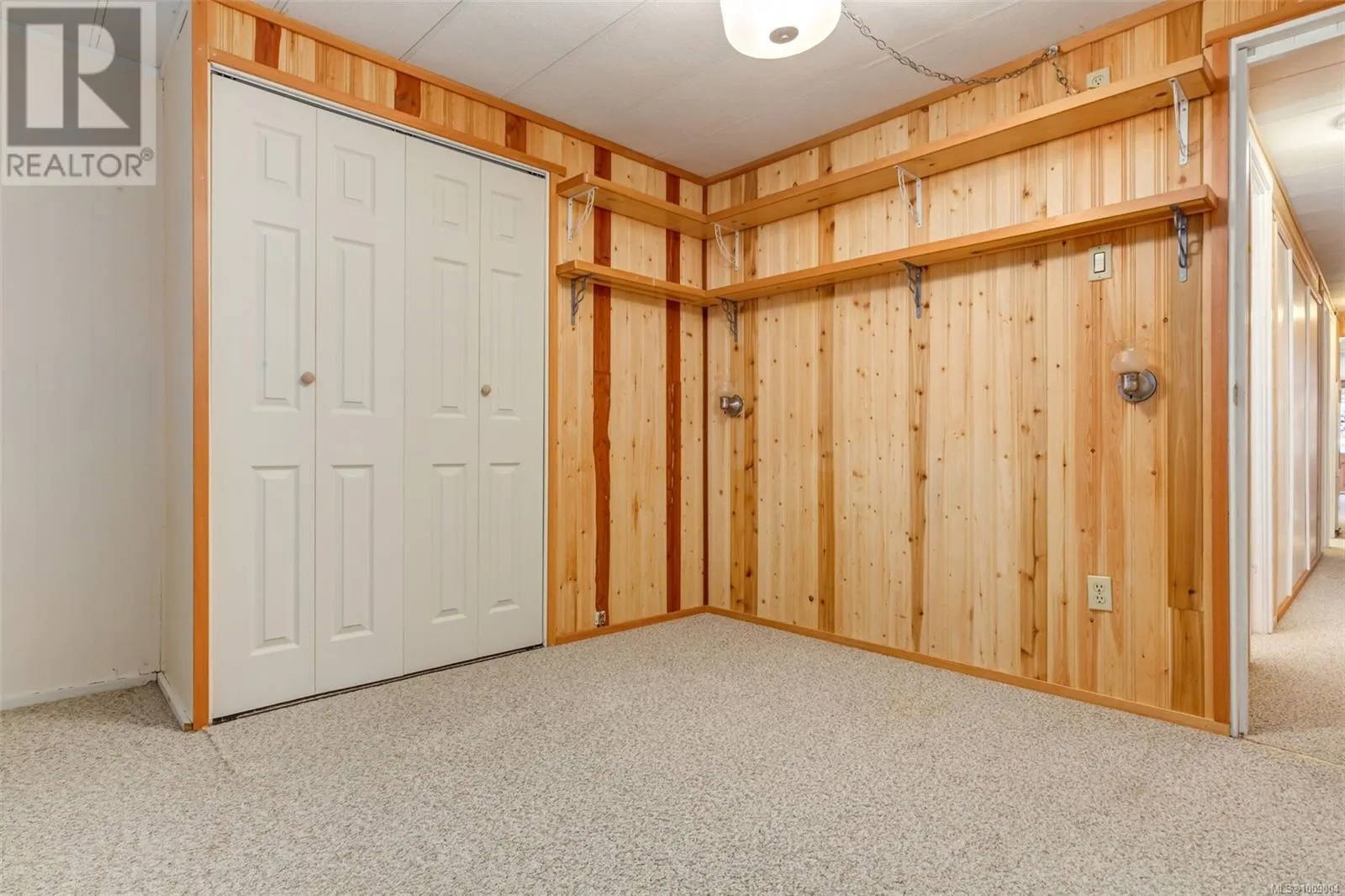 14 2130 Errington Rd